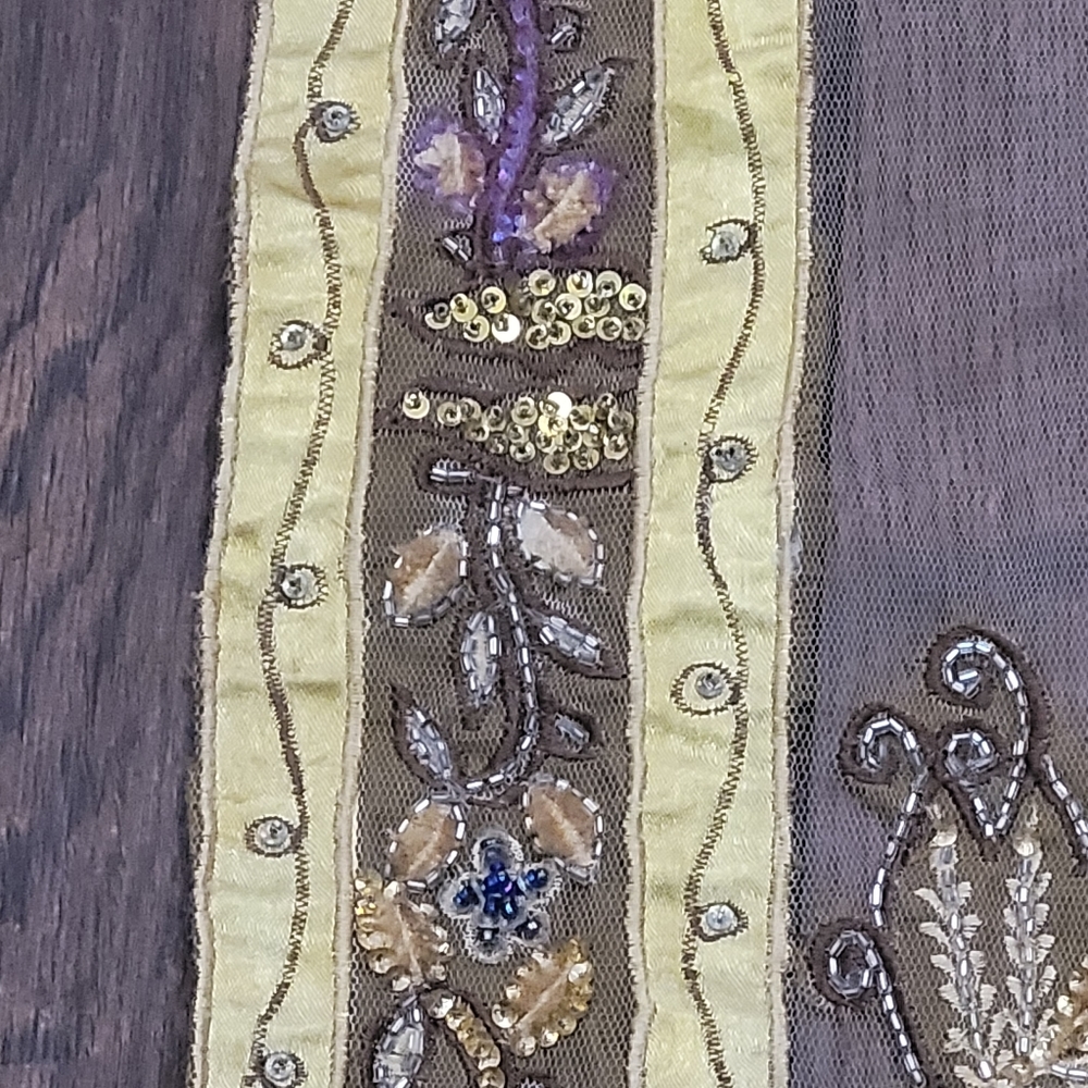 Handmade Indian Sequin Beaded Mesh Table Cloth - Picture 8 of 15